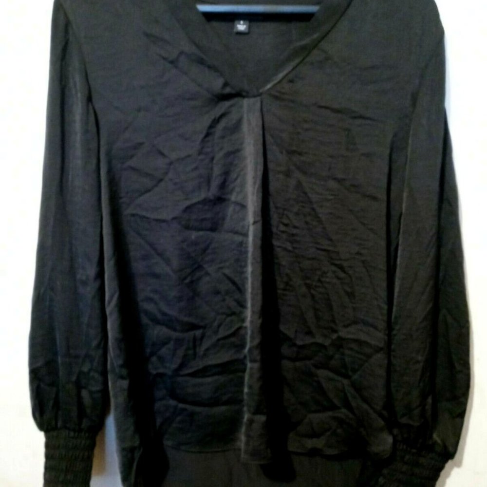 ALFANI Women's New Black V Neck Long Sleeve Casual Top Size Small